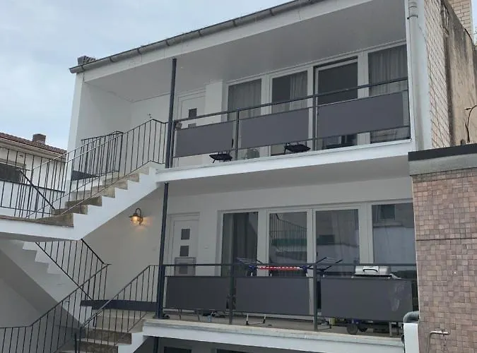 Kleine Im Herzen Von Opladen *